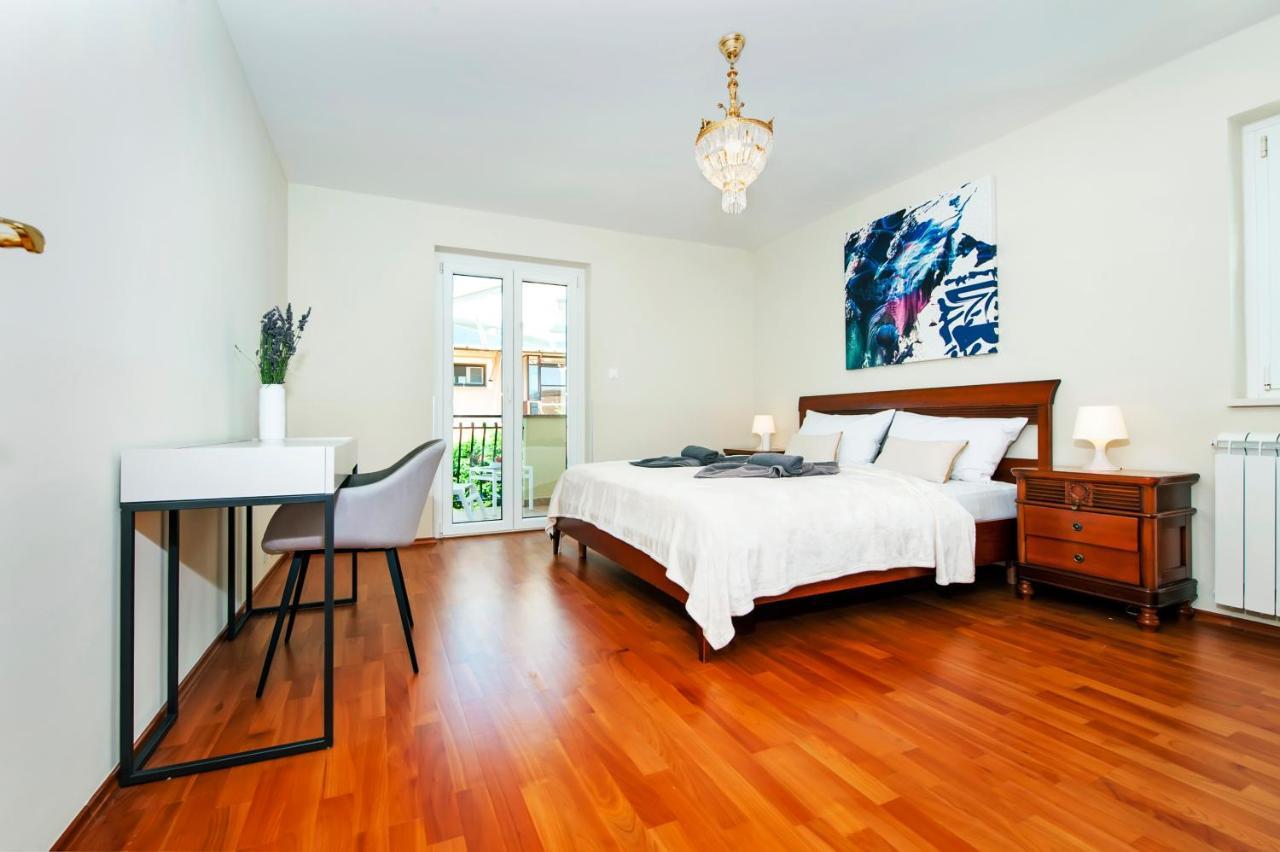 Francesco Apartment